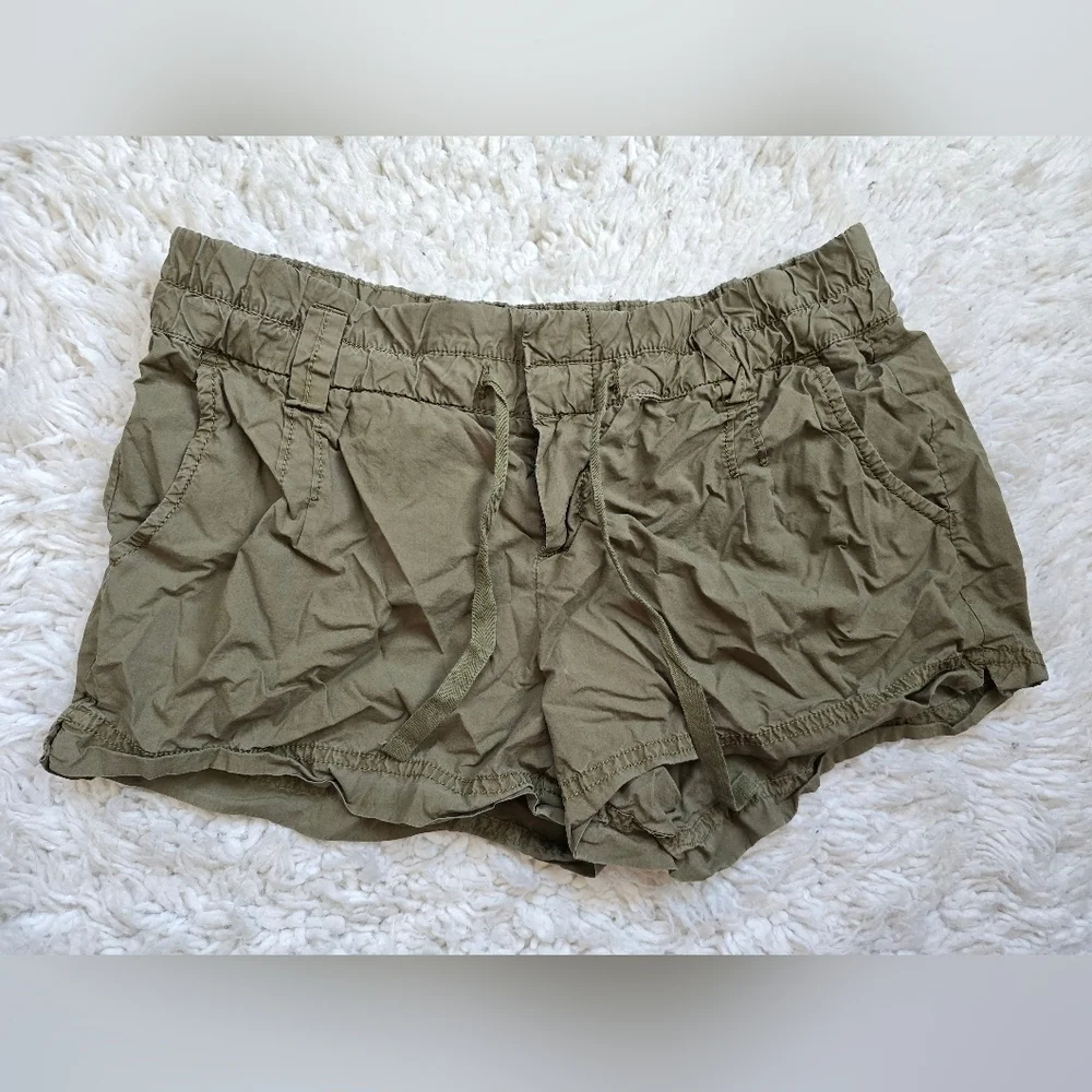 Gap Olive Green Women's Shorts